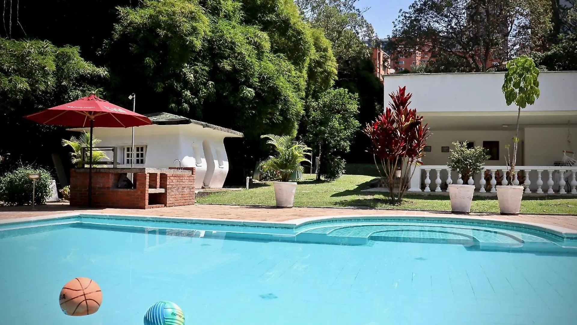 Casa Campestre En Poblado Villa Medellin Colombia